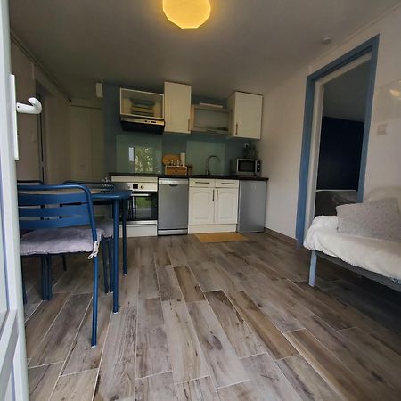 Appart 28M2 Avec Jardin Et Parking Prives, Chambre Separee Milhaud Экстерьер фото